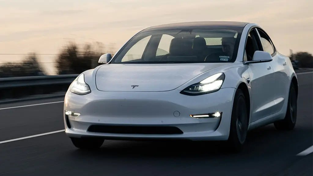 Does the Tesla Electric Sunroof Block 100% of UV Rays? - Enovix Auto